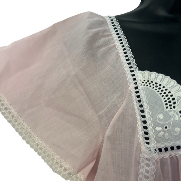 Vintage Monique Elegant Pink Lace-Trimmed Long Romantic Cottagecore Nightgown M - Picture 10 of 10